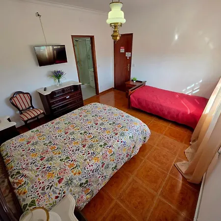 Quarto em Acomodações Particulares Alojamentos Altamira