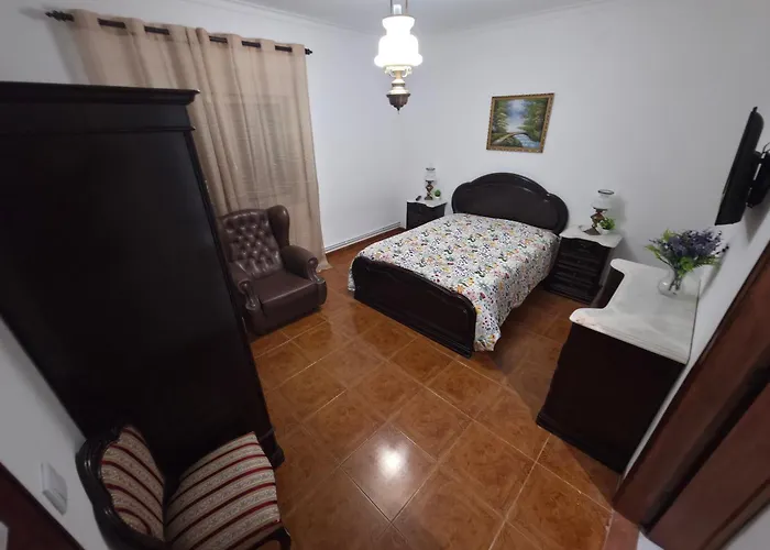 Ubytování v soukromí Alojamentos Altamira Formigal (Soure)